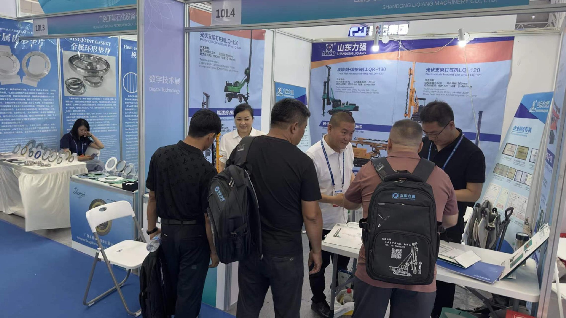 山东long8唯一机械有限公司参加亚欧博览会（新疆）